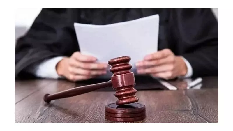 SC Compares Judges' Last-Minute Orders to Cricket Sixes in Final Over