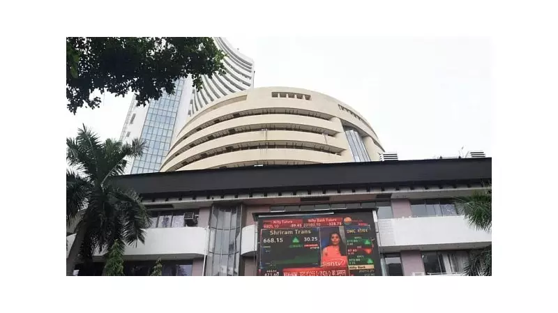 Sensex Drops 136 Points, Nifty Falls 54 in Early Trade Amid Global Weakness