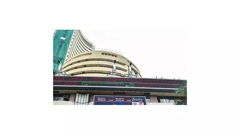 Sensex Soars 700+ Points: Indian Stock Markets Rocket in Spectacular Early Trade Rally