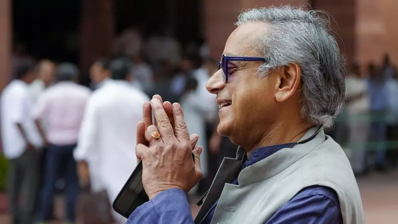 Shashi Tharoor's Cricket Blunder: Calls Fast Bowler a Spinner, Faces Social Media Storm