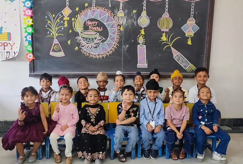 Shishu Niketan Public School Mohali Illuminates Diwali with Eco-Friendly Celebrations & Cultural Extravaganza