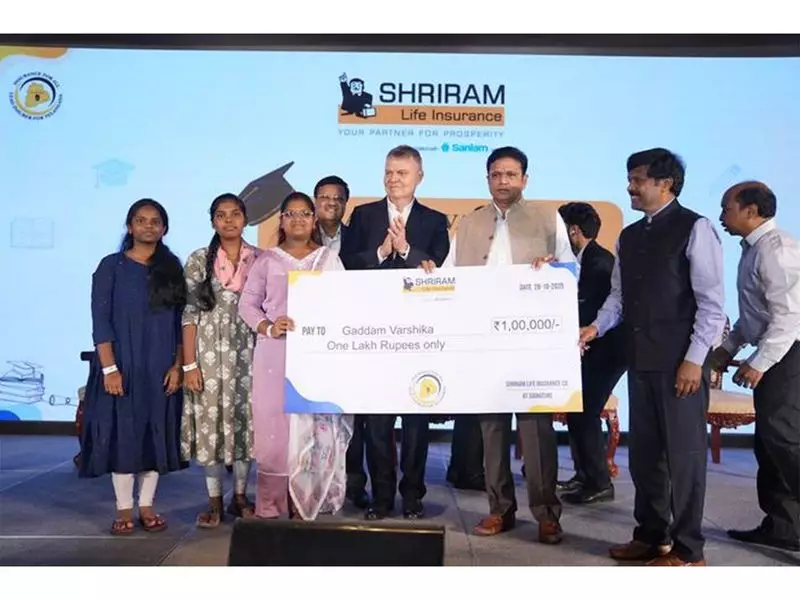 Shriram Life Insurance Honors Telangana's Brightest Government School Students with Educational Scholarships