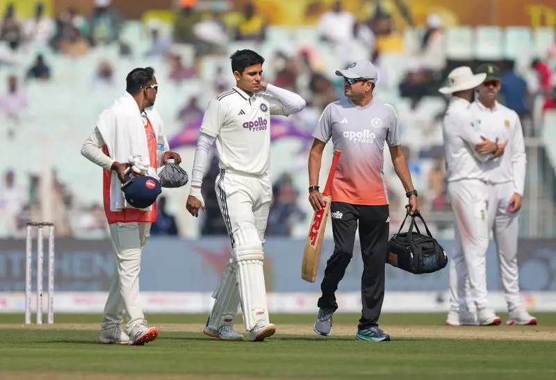Shubman Gill Retires Hurt with Neck Sprain During India vs SA Test