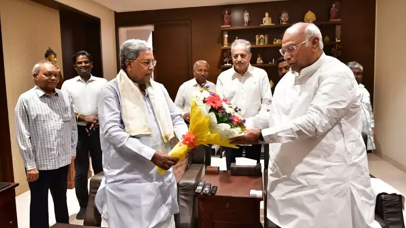 Siddaramaiah Meets Kharge, Vows to Follow Congress High Command on Karnataka CM Tenure