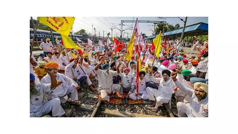 SKM Announces All-India Protest on Jan 16 Against New VB-G RAM G Law