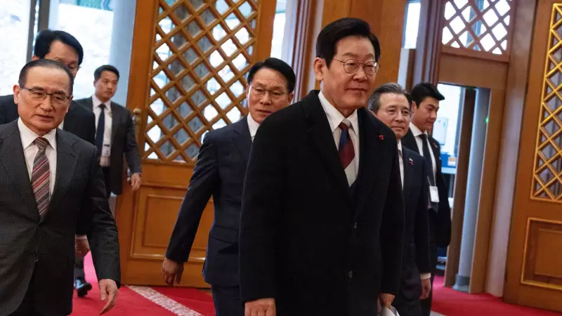 South Korean President Lee Myung-bak Returns to Blue House After 10 Years