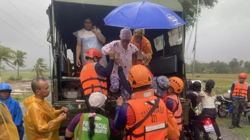 Super Typhoon Fung-Wong Kills 6 in Philippines, Triggers Floods