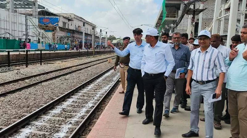 SWR GM Inspects Bengaluru Railway Projects, Emphasizes Timely Completion
