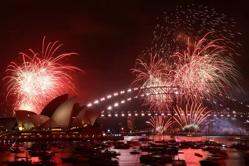 Sydney's New Year Fireworks Tribute to Bondi Attack Victims