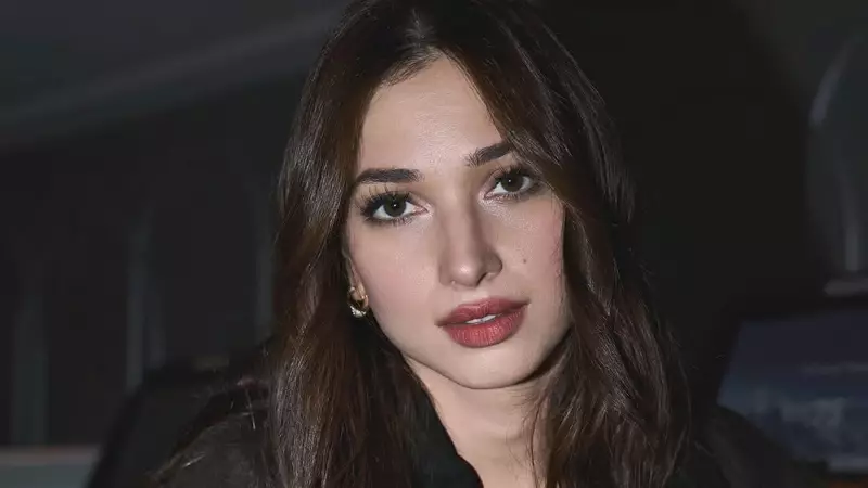 Tamannaah Bhatia Reveals Her Biggest Relationship Deal-Breaker: Dishonesty | Expert Weighs In