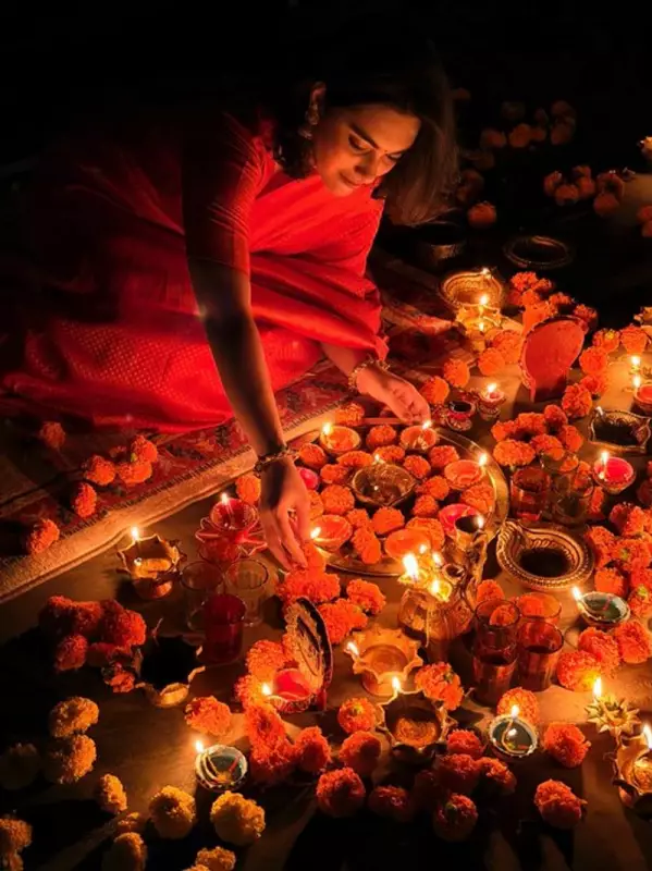 Tim Cook's Diwali Magic: Apple CEO Shares Stunning DIYA Photos Shot Entirely on iPhone