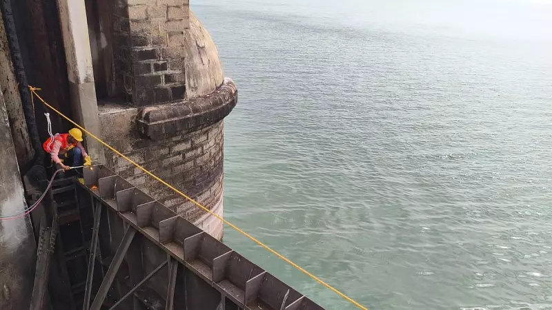 Tungabhadra Dam Gate Replacement Begins: 15 Gates Ready, 18 More in 3 Months