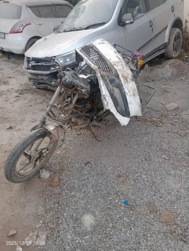Two Lives Lost in Separate Road Accidents in Tarn Taran