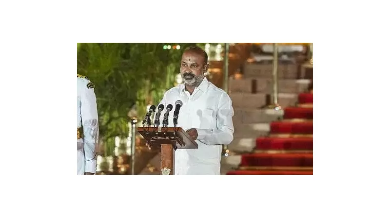 Union Minister Demands Probe: Allegations of Women Officers Summoned to Ministers' Homes Spark Outrage