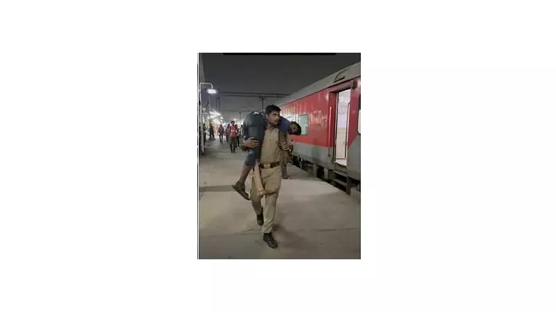 UP Cop's Heartwarming Act: Carries Disabled Man on Shoulders at Railway Station | Viral Video