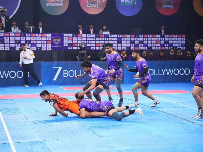 UPKL 2024: Lucknow Lions Crush Awadh Ramdoots 5-2 in New Year Opener