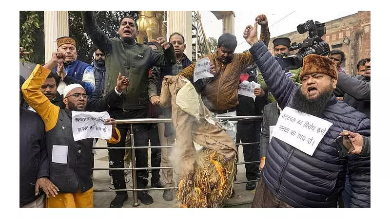 US Lawmaker Condemns Killing of Hindu Worker in Bangladesh Factory