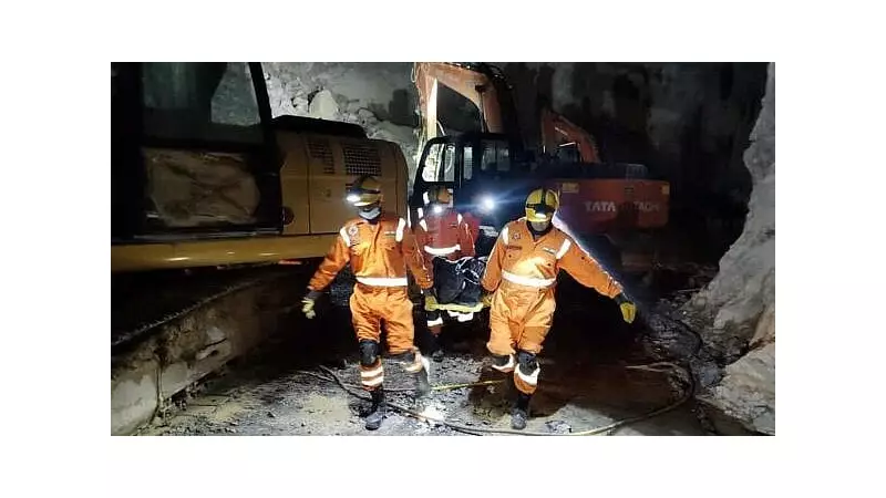 Uttar Pradesh Quarry Collapse: Death Toll Rises to 6, Rescue Ops On