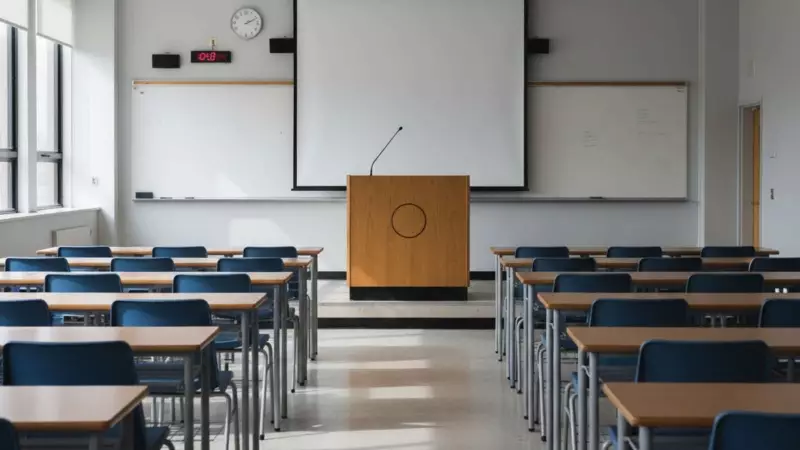 Varanasi Schools to Offer Tamil Classes, 50 Teachers for Hindi Exchange to TN