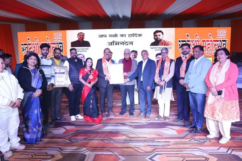 Vivekanand School Principal Honoured with Prestigious Panchkula Gaurav Samman