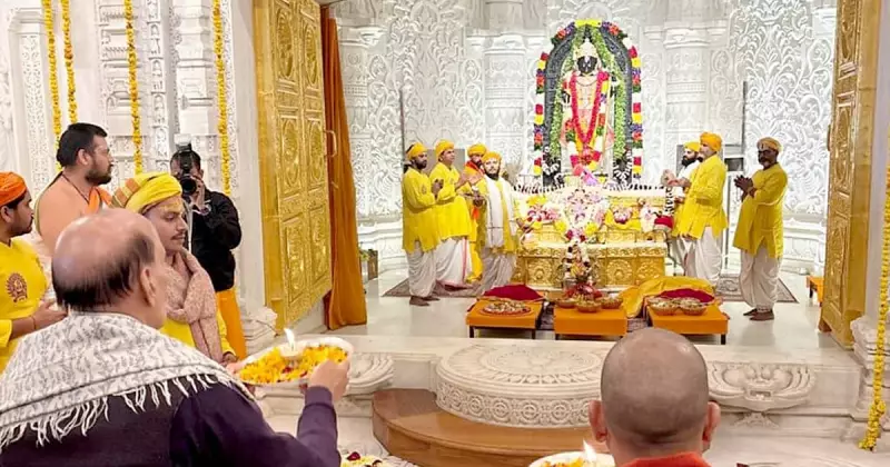 Yogi Adityanath, Rajnath Singh Offer Prayers at Ayodhya's Hanumangarhi and Ram Temple