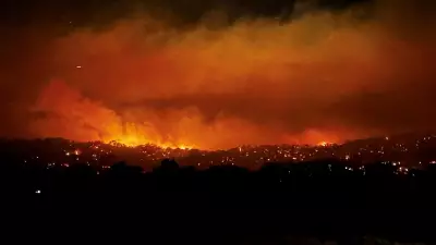Australian Bushfires Raze Homes, Cut Power to Tens of Thousands