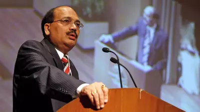 CJI Surya Kant Urges Lawyers to Go Global, Embrace Tech for Cybercrime & Commerce