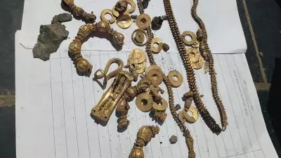 Gold Treasure Unearthed in Karnataka: Workers Find Ancient Ornaments in Lakkundi