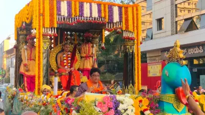 Grand Pura Pravesha of Shiroor Mutt Seer Held in Udupi with Massive Devotee Turnout