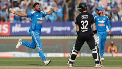 IND vs NZ 1st ODI: How Siraj & Rana's Smart Bowling Stalled NZ's Charge in Vadodara