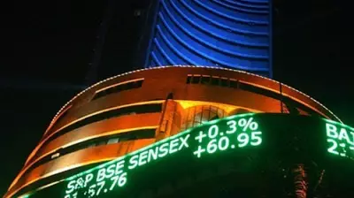 Sensex Gains 300 Points, Snaps 5-Day Losing Streak on Trade Talk Hopes