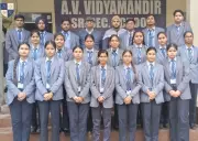 AV Vidyamandir Students Complete IIT Course, Eye JEE Success