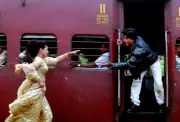 DDLJ's Iconic Train Scene: How a 30-Second Sequence Became Bollywood's Most Enduring Legacy
