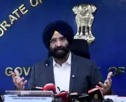 Delhi Deploys 2,000 Anti-Pollution Squads in Major Crackdown | Sirsa Leads Charge