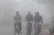 Dense Fog and Severe Air Pollution Grip Delhi-NCR, Disrupting Life