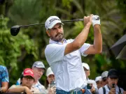 Gaganjeet Bhullar Shines with Top-10 Start at Maotai Singapore Open 2024