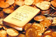 Gold Prices Surge to ₹1.28 Lakh per 10g in Delhi Amid Festive Rush