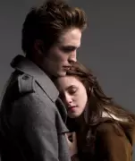 Kristen Stewart Wants to Direct a Twilight Remake with a Big Budget