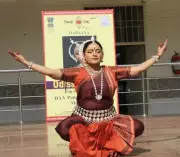 Odissi Dancer Kavita Dwivedi Mesmerizes Audience at Bhavan's School