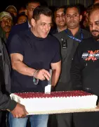 Salman Khan's 60th Birthday: Bollywood Stars Send Heartfelt Wishes