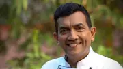 Sanjeev Kapoor: Food Transcends Restaurants at India Food Forum 2025