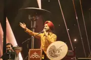 Satinder Sartaaj Mesmerizes LPU Audience with Heritage Tour India Concert