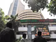 Sensex Slips, Nifty Inches Up in Mixed Market Open; Asian Peers Rally