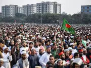 Shahbagh Blockade Continues: Inqilab Moncho Demands Justice for Sharif Osman Hadi