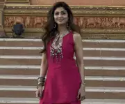 Shilpa Shetty Brings Glamour & Fitness Tips to MasterChef India