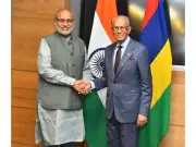 VP Radhakrishnan Meets Mauritius PM in Seychelles, Strengthens Historic India-Mauritius Bond