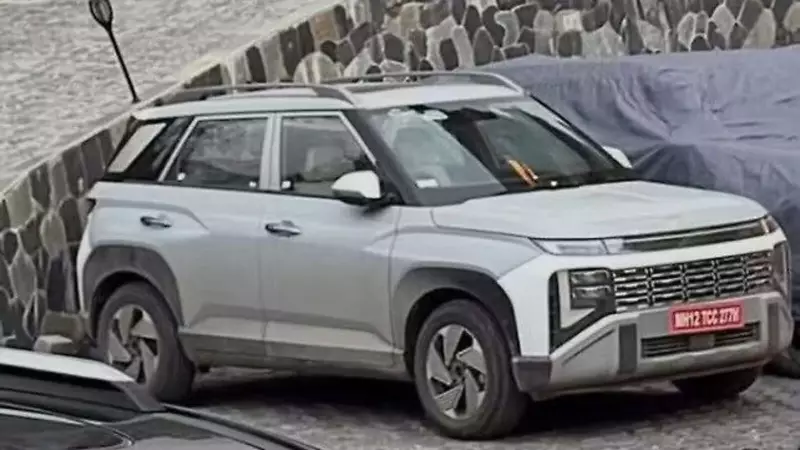 2024 Hyundai Venue Facelift Spied Completely Undisguised in India - Should You Wait?