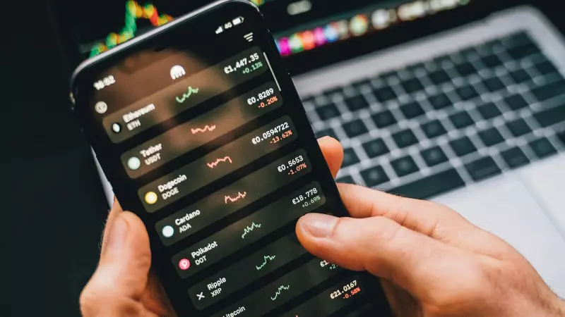 AI Stock Bubble Fears? Expert Tips to Invest Smartly Without Getting Burned