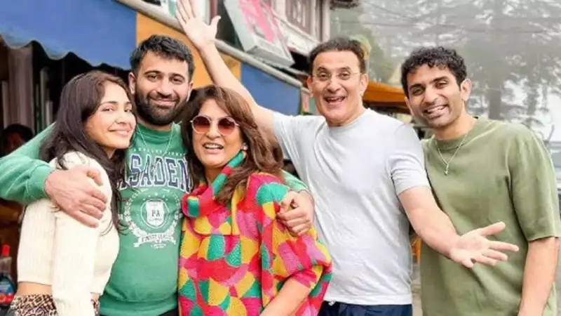 Archana Puran Singh & Parmeet Sethi Throw Lavish Diwali Party for Staff With ₹20,000 Prize Pool | Bollywood News