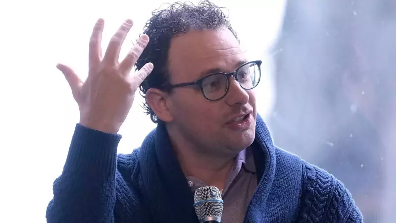 Beyond OpenAI: How Anthropic's Claude Quietly Builds a Superior AI Business Model